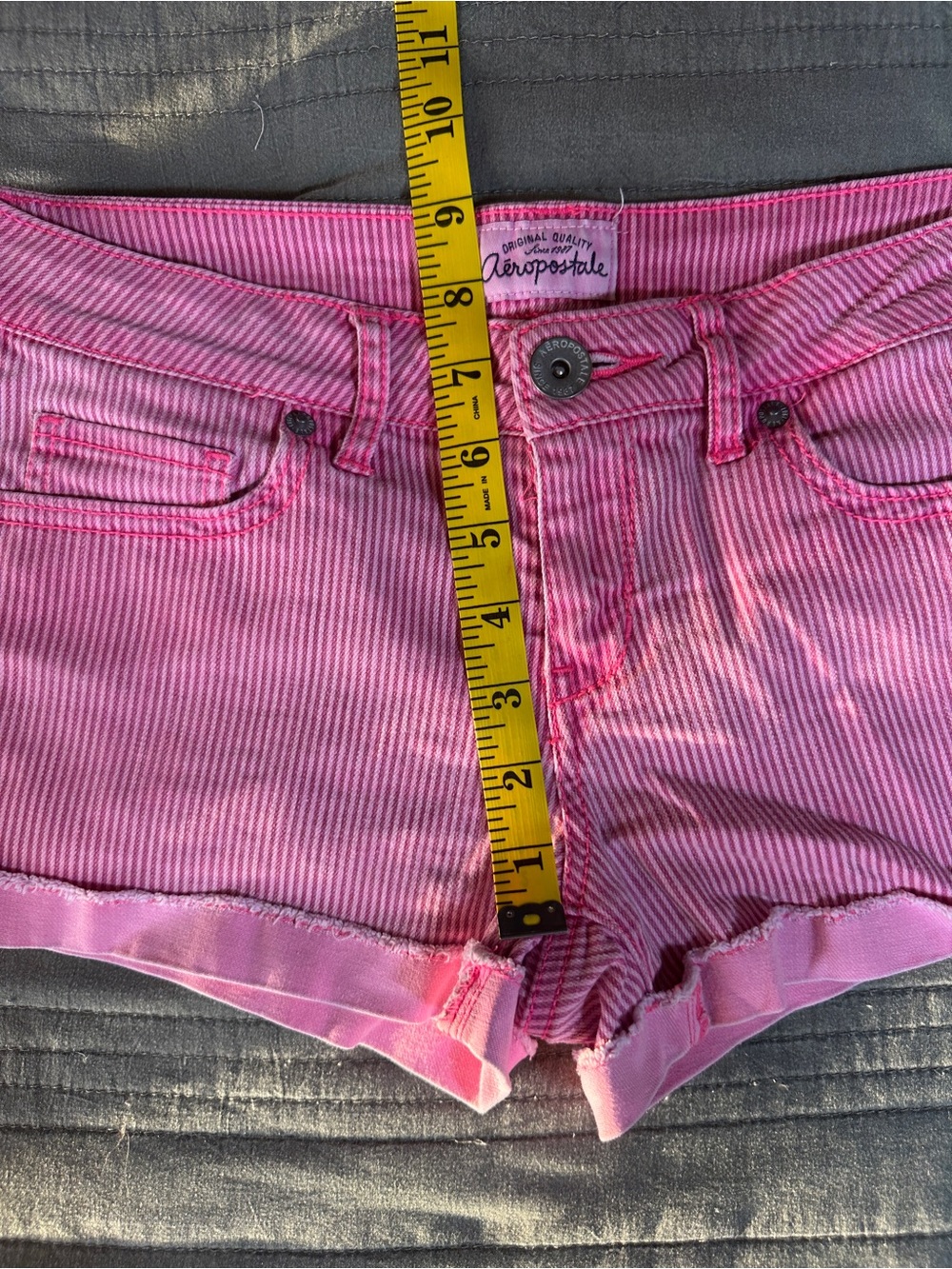 Vintage Y2K Aéropostale Pink Striped Low Rise Micro Denim Shorts Size 5/6 - Picture 12 of 13
